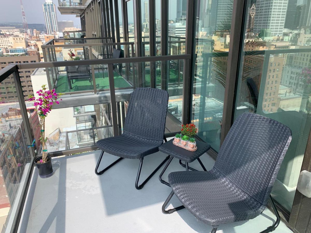 Top Floor 3 Bed 3 Bath Penthouse Living In Luxury Los Angeles Exterior photo