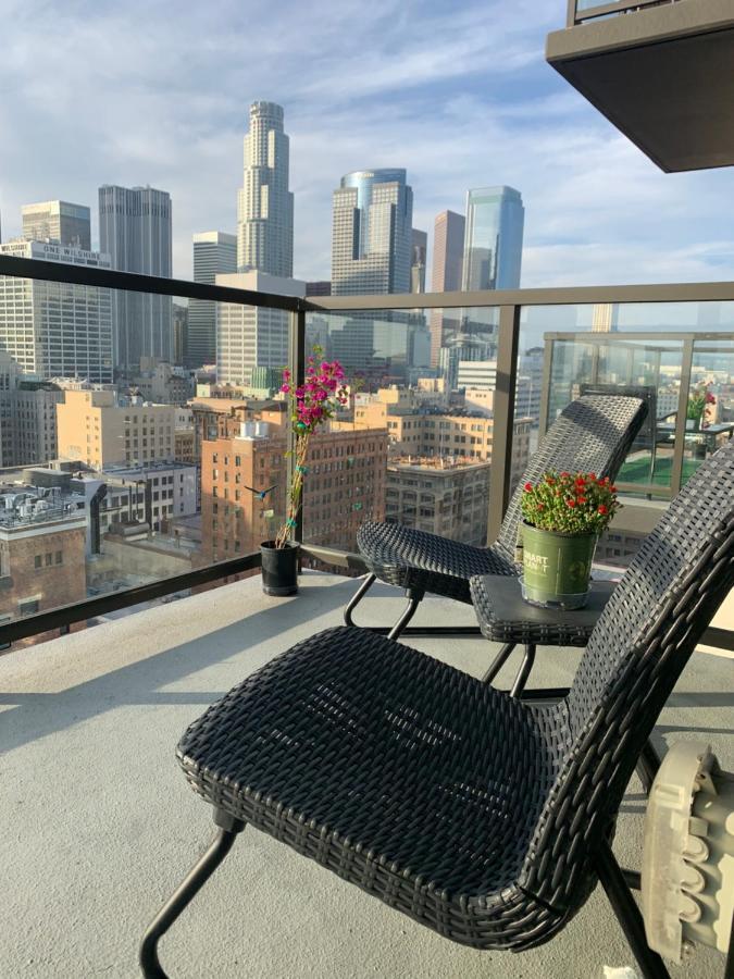 Top Floor 3 Bed 3 Bath Penthouse Living In Luxury Apartment Los Angeles Exterior photo