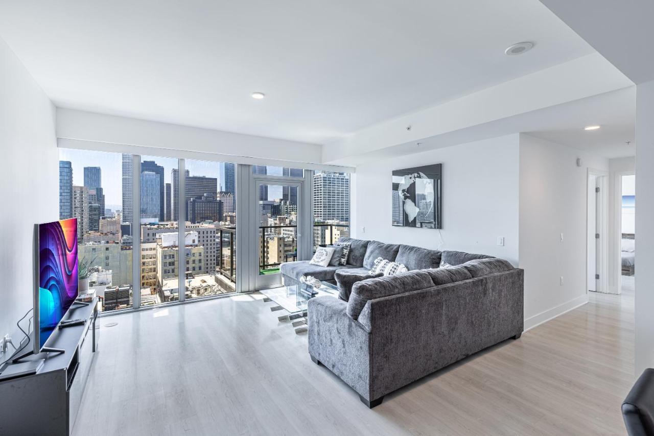 Top Floor 3 Bed 3 Bath Penthouse Living In Luxury Los Angeles Exterior photo