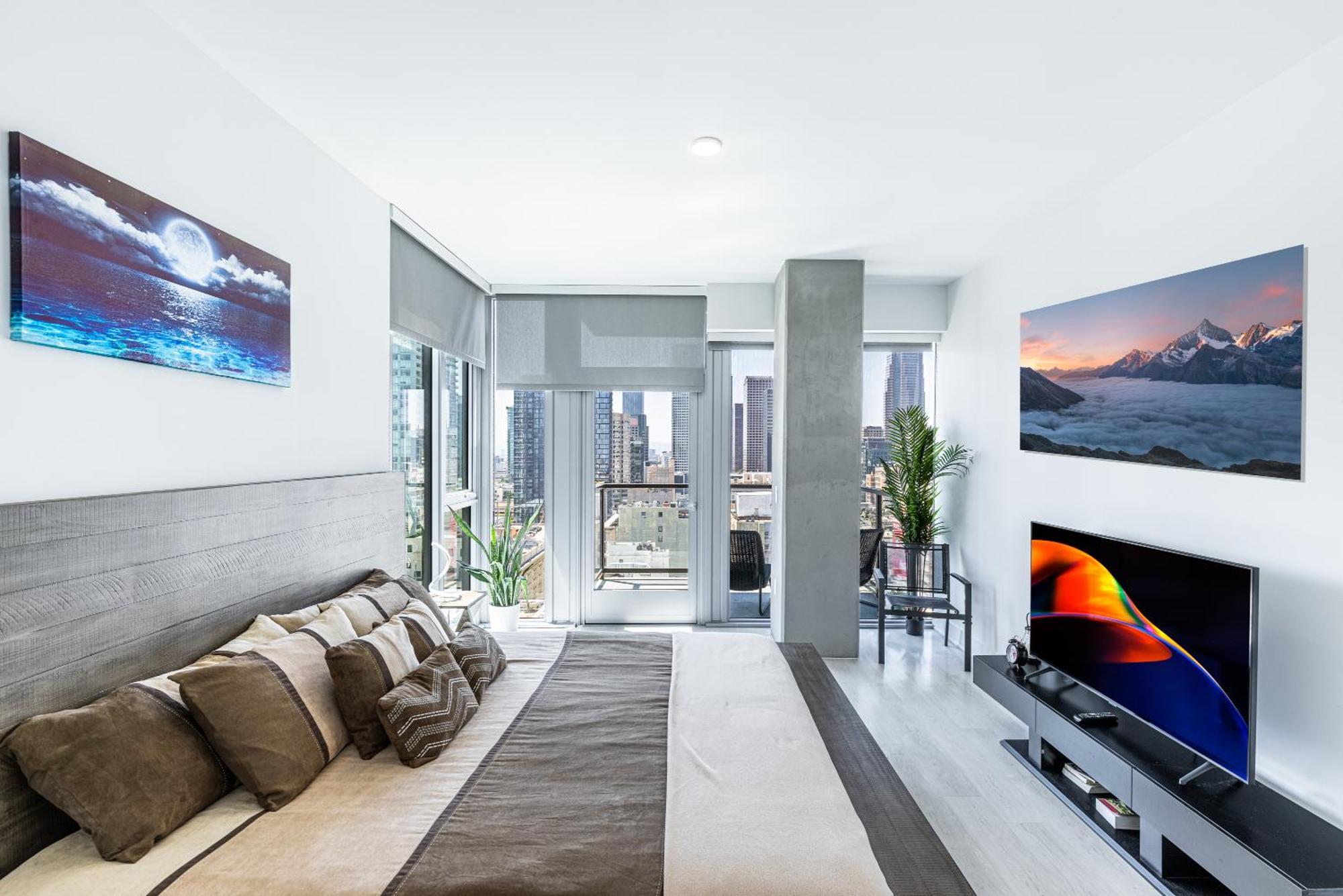 Top Floor 3 Bed 3 Bath Penthouse Living In Luxury Los Angeles Exterior photo