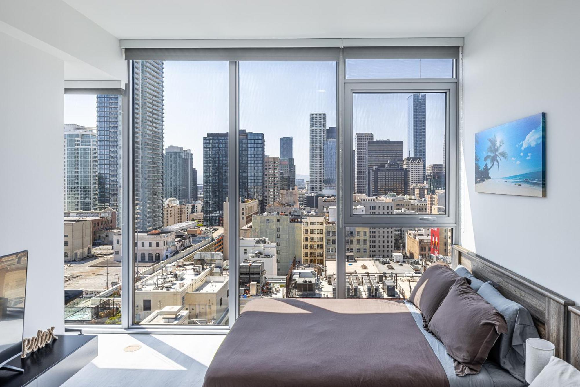 Top Floor 3 Bed 3 Bath Penthouse Living In Luxury Apartment Los Angeles Exterior photo