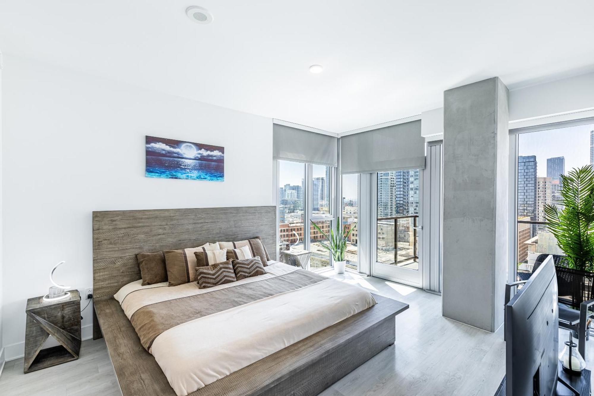 Top Floor 3 Bed 3 Bath Penthouse Living In Luxury Los Angeles Exterior photo