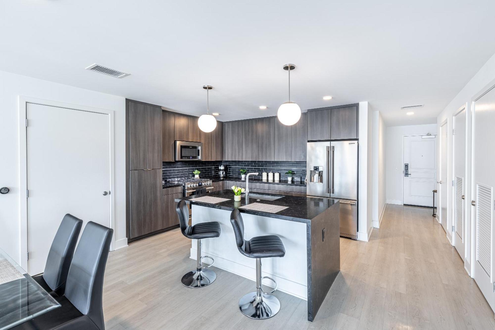 Top Floor 3 Bed 3 Bath Penthouse Living In Luxury Los Angeles Exterior photo