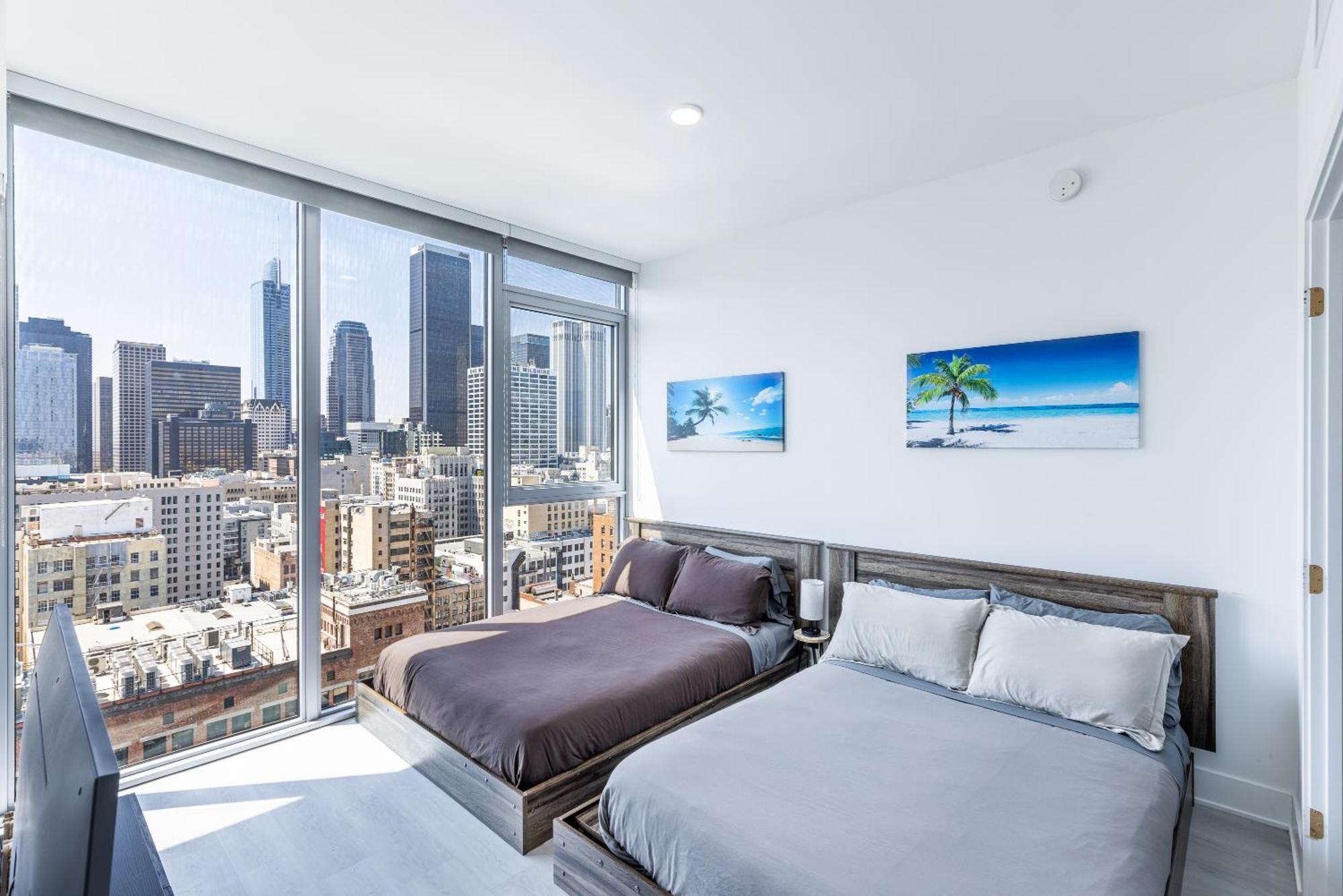 Top Floor 3 Bed 3 Bath Penthouse Living In Luxury Los Angeles Exterior photo