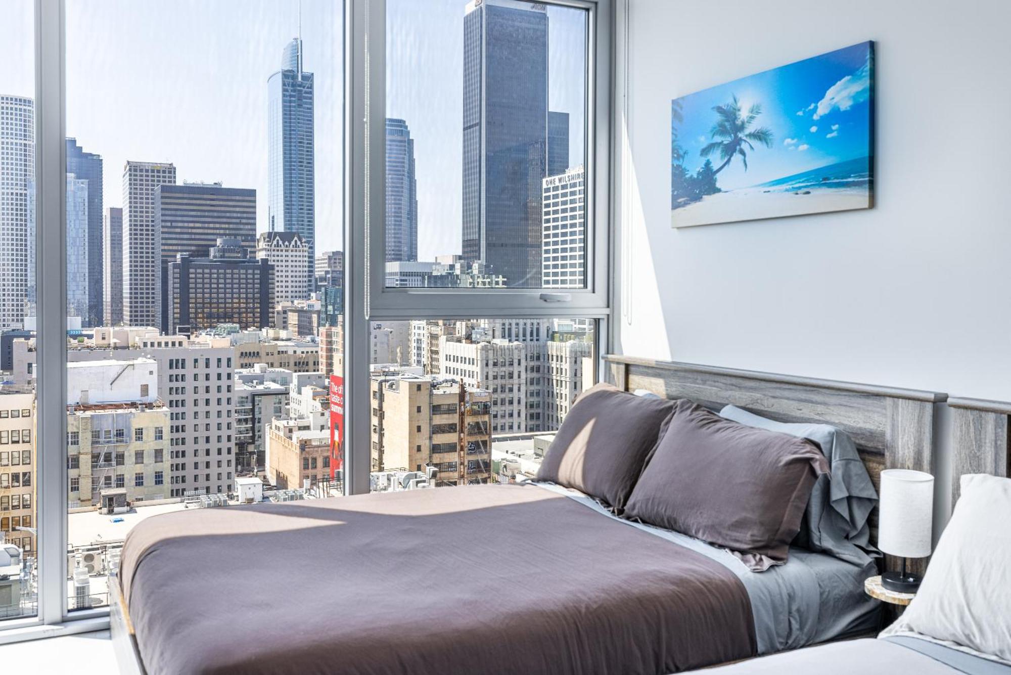 Top Floor 3 Bed 3 Bath Penthouse Living In Luxury Los Angeles Exterior photo